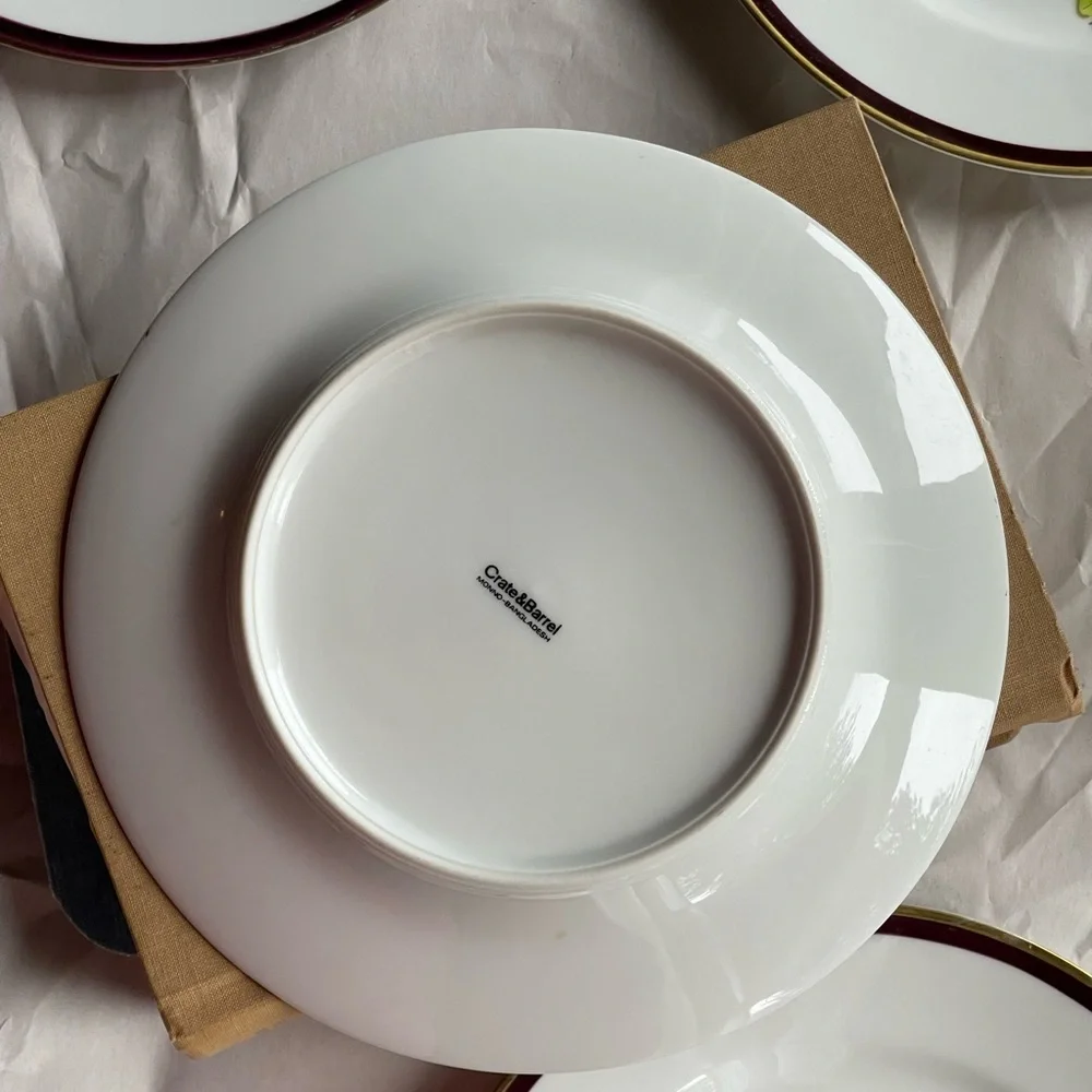 Crate&Barrel dessert plates Appetizer Party dinner hostess gift set 4